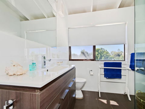Pearl By The Sea - Accommodation Gladstone 10