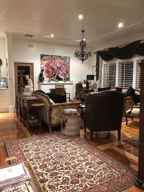 The Winemakers - Accommodation Gladstone 7