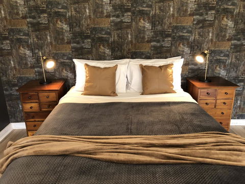 Amande Bed And Breakfast - Accommodation Gladstone 15