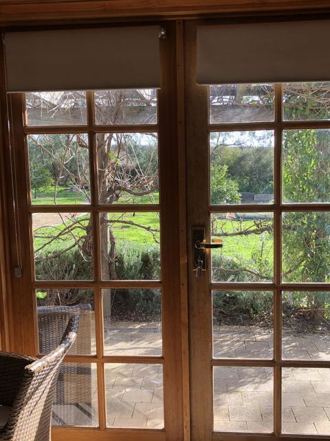 Amande Bed And Breakfast - Accommodation Gladstone 10