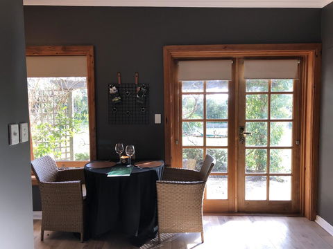 Amande Bed And Breakfast - Accommodation Gladstone 17