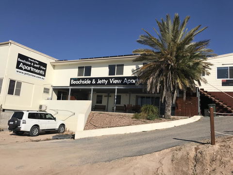 Beachside & Jetty View Apartment 6 - Captain\'s Apt - Accommodation Gladstone 11