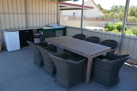 Augusta Courtyard Motel - Accommodation Gladstone 10