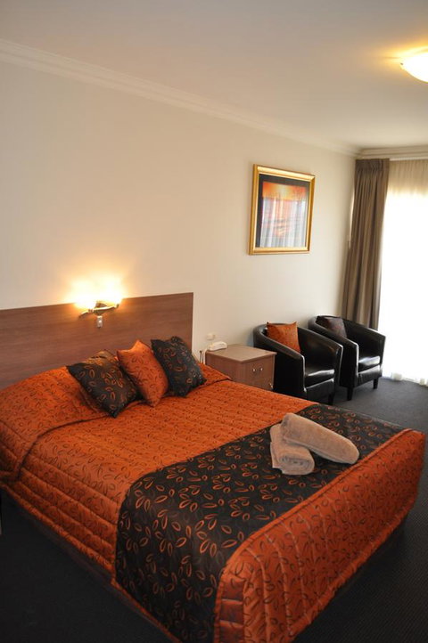 Augusta Courtyard Motel - Accommodation Gladstone 1