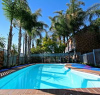 Cattlemans Country Motor Inn  Serviced Apartments - Accommodation Gladstone
