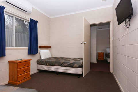 Motel Poinsettia - Accommodation Gladstone 17