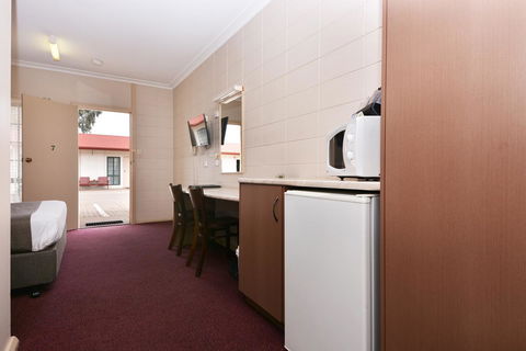 Motel Poinsettia - Accommodation Gladstone 27