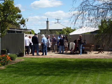 Coonawarra Motor Lodge - Accommodation Gladstone 1