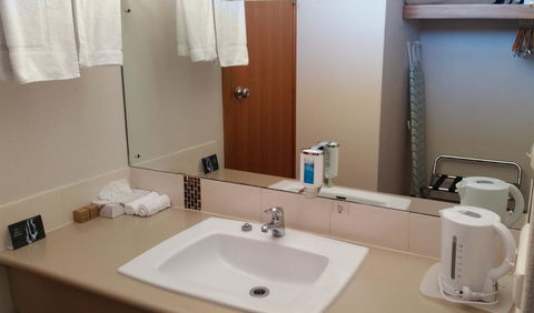 Coonawarra Motor Lodge - Accommodation Gladstone 15