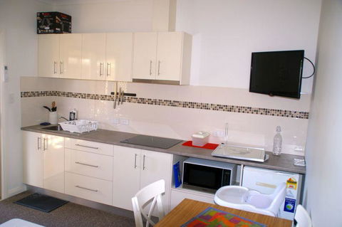 The Hakeas - Accommodation Gladstone 1