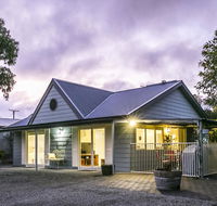 One Tree Bed and Breakfast - Accommodation Gladstone