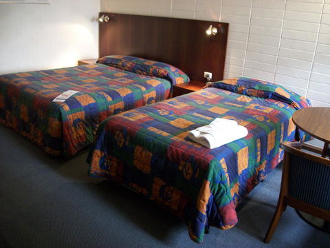 HotelMOTEL Adelaide - Accommodation Gladstone 7