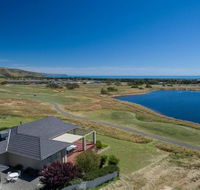 Golfers Paradise 18th Tee - 52 Huntingdale Drive - Accommodation Gladstone