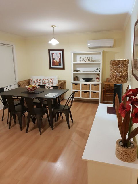 Donnybrook Cottages - Donnybrook - Accommodation Gladstone 3