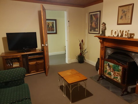 Donnybrook Cottages - Donnybrook - Accommodation Gladstone 8