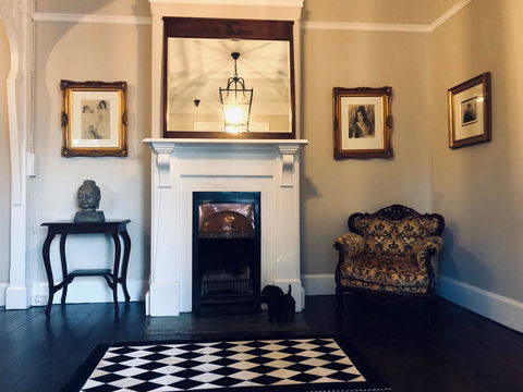 Belmore Cottage - Accommodation Gladstone 1