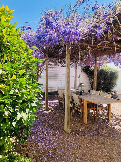 Belmore Cottage - Accommodation Gladstone 9