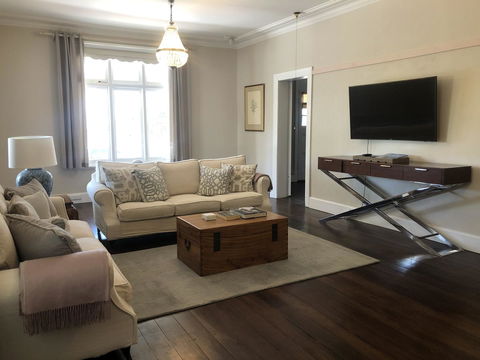 Belmore Cottage - Accommodation Gladstone 8