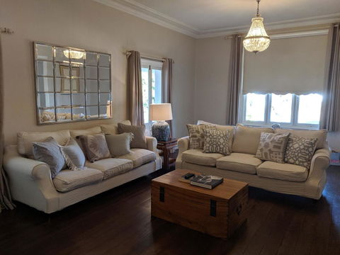 Belmore Cottage - Accommodation Gladstone 19