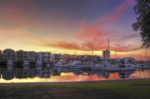 Haven Marina Motel - Accommodation Gladstone 0