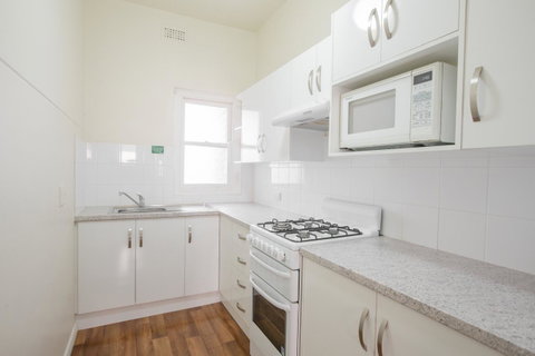 Greenways Apartments - Accommodation Gladstone 12