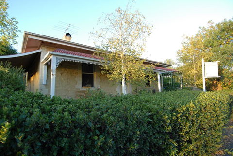 Treasured Memories Cottage - Accommodation Gladstone 26