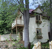 Aldgate Creek Cottage Bed and Breakfast - Accommodation Gladstone