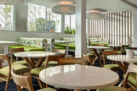 Walkers Arms Hotel - Accommodation Gladstone 4