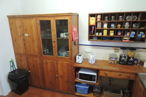 Wozza's B&B - Accommodation Gladstone 42