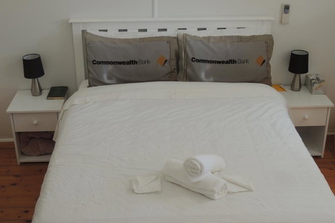 Wozza's B&B - Accommodation Gladstone 20