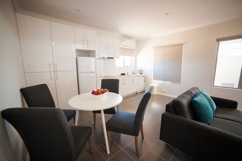 Exmouth Escape Resort - Accommodation Gladstone 33