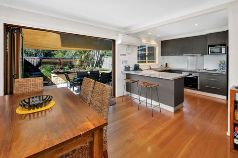 Casuarina 1 - Accommodation Gladstone 4
