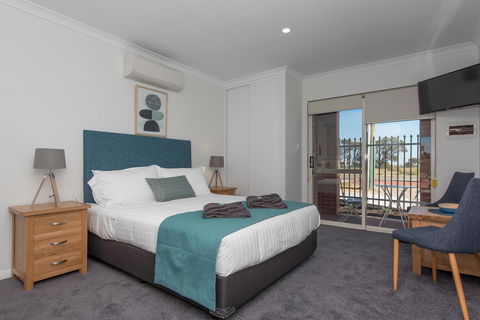 Jurien Bay Motel Apartments - Accommodation Gladstone 14