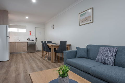Jurien Bay Motel Apartments - Accommodation Gladstone 7