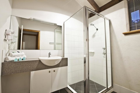 Chandlers Smiths Beach Villas - Accommodation Gladstone 8