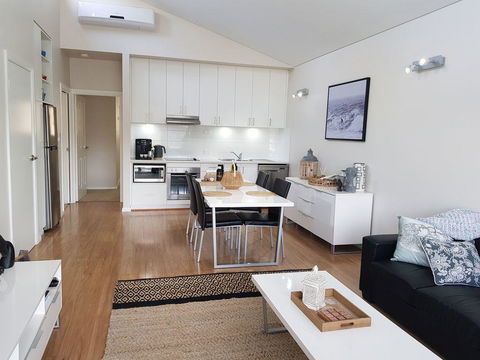 Villa Sedici @ Cape Villas Dunsborough - Accommodation Gladstone 12