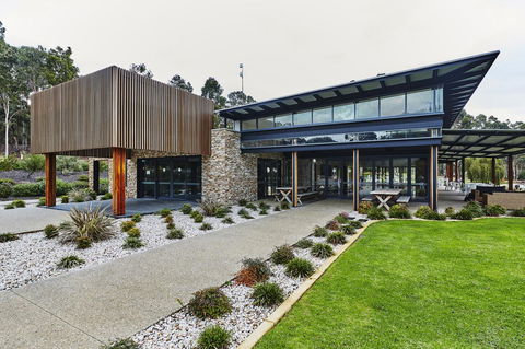 Eight Willows Retreat - Accommodation Gladstone 27