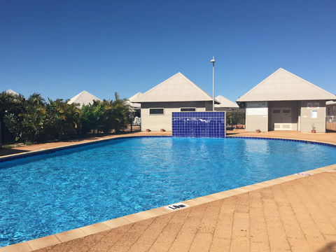 Escape 2 Exmouth - Accommodation Gladstone 0