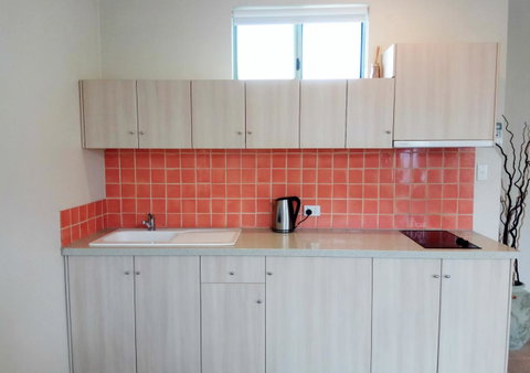 Sea & Soul Beachside Apartments - Accommodation Gladstone 3