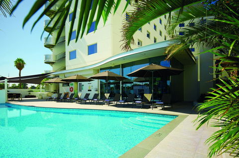 Crown Promenade Perth - Accommodation Gladstone 7