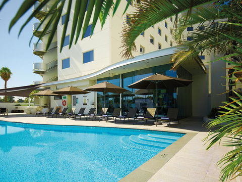 Crown Promenade Perth - Accommodation Gladstone 5