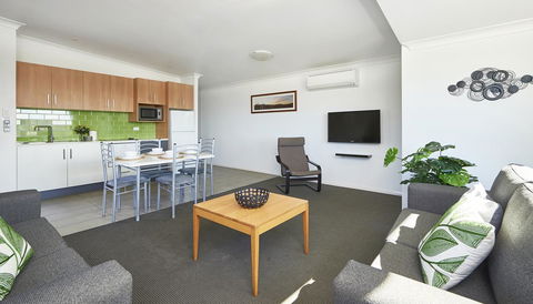 Harbour View Apartments - Accommodation Gladstone 5