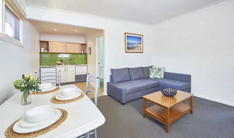 Harbour View Apartments - Accommodation Gladstone 1