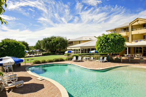 Abbey Beach Resort - Accommodation Gladstone 7