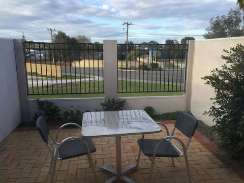 Country Comfort Amity Motel - Accommodation Gladstone 2
