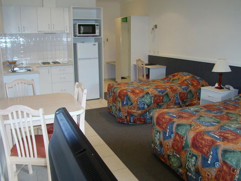 Dunsborough Central Motel - Accommodation Gladstone 20
