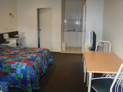 Dunsborough Central Motel - Accommodation Gladstone 16