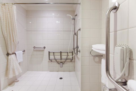 Duxton Hotel Perth - Accommodation Gladstone 4