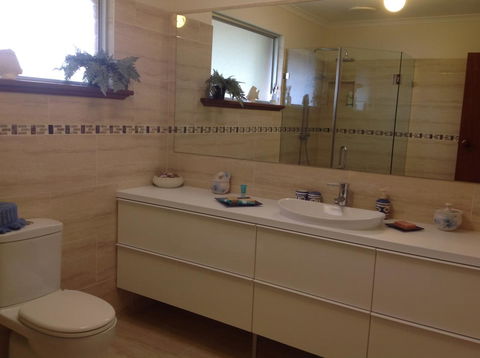 Christina's@Denmark - Accommodation Gladstone 15