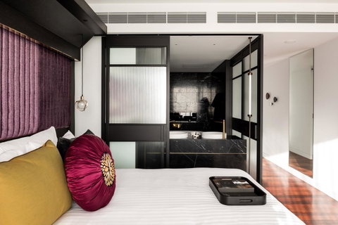 QT Perth - Accommodation Gladstone 32